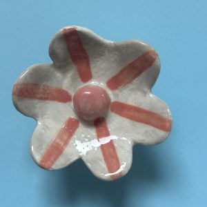 Bienentränke Streifen in apricot, rosa Mitte